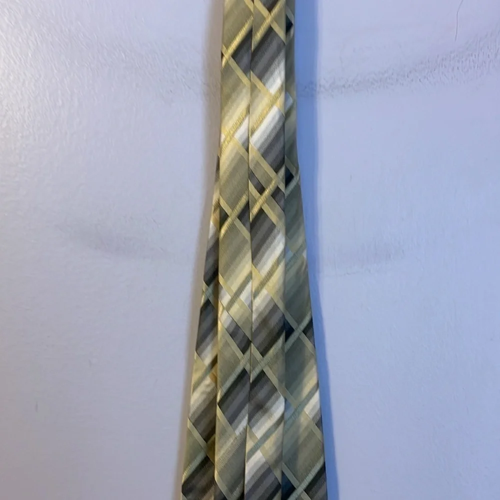 Roberto Villini Couture Silk Stain Resistant Geometric Necktie Tie
